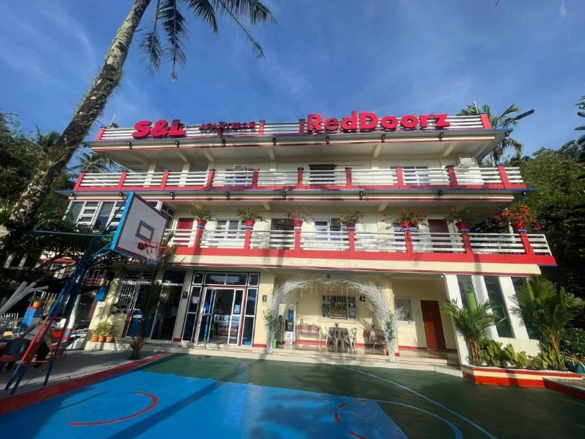 Reddoorz At S & L Apartelle Daraga Albay Legazpi Eksteriør billede
