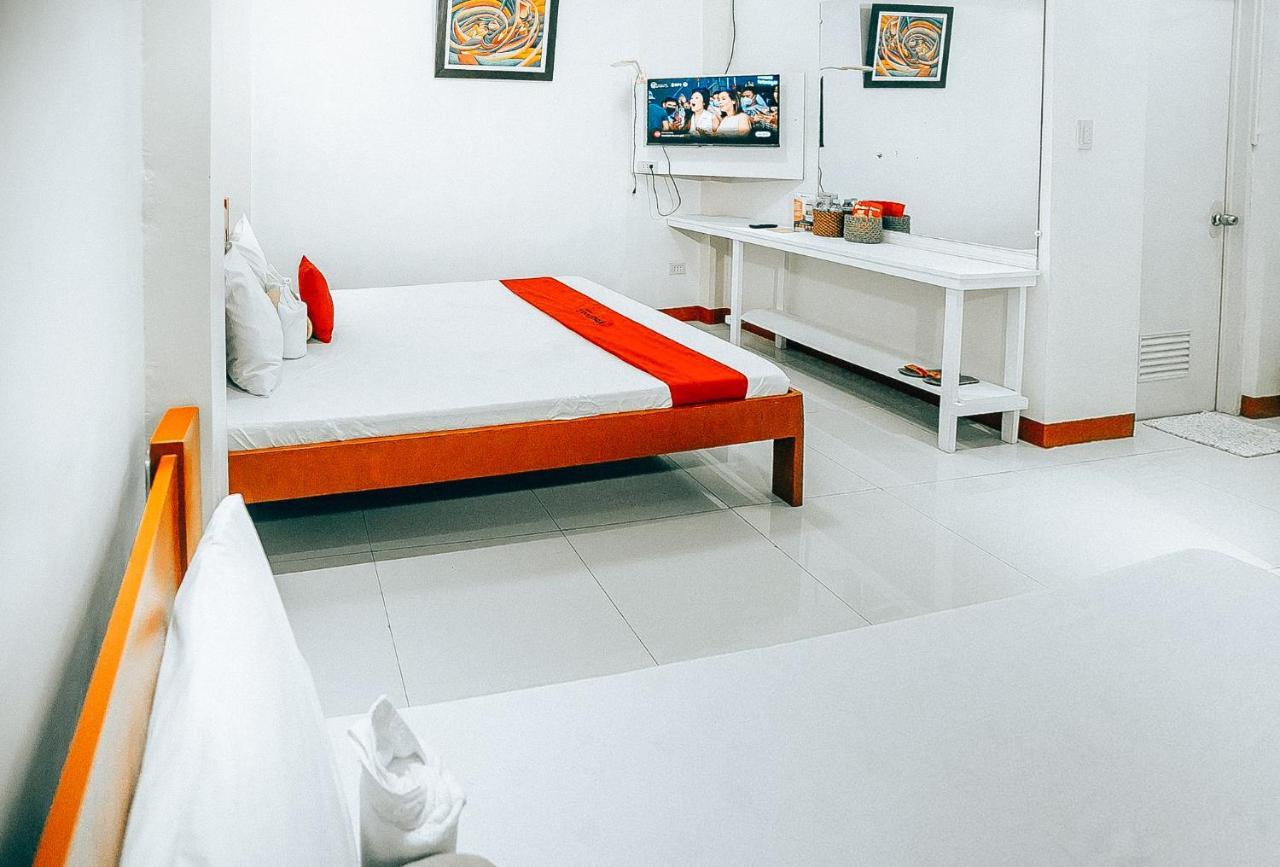 Reddoorz At S & L Apartelle Daraga Albay Legazpi Eksteriør billede