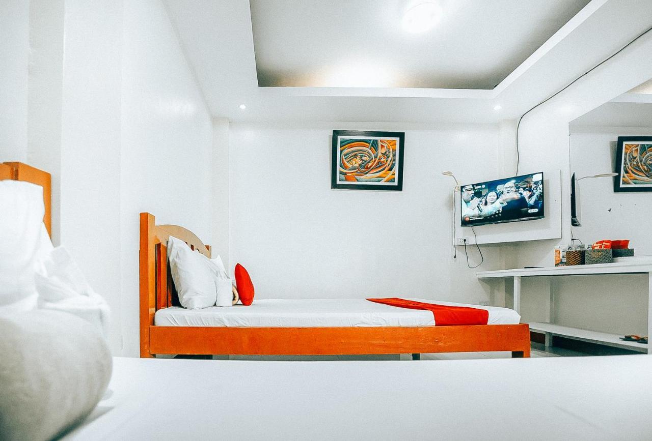 Reddoorz At S & L Apartelle Daraga Albay Legazpi Eksteriør billede