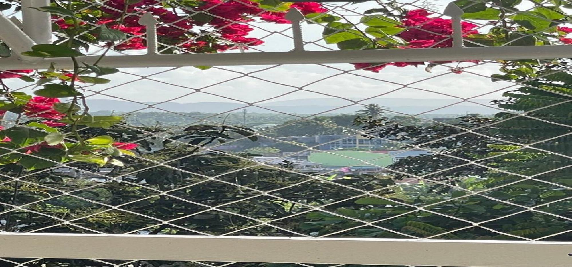 Reddoorz At S & L Apartelle Daraga Albay Legazpi Eksteriør billede